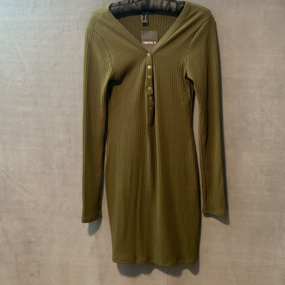 Olive green long sleeve dress